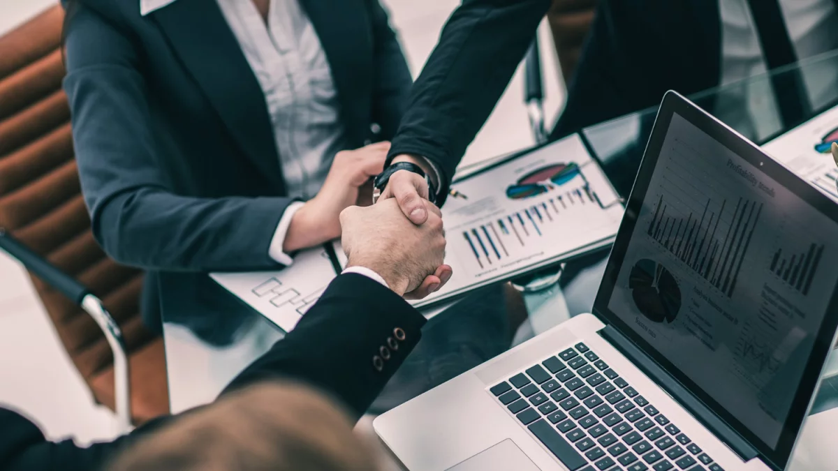 Czy można serwis chłodnictwa w Warszawie w nocy?